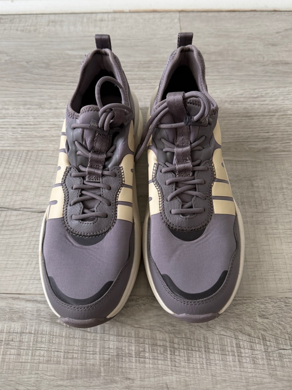 UGH La Daze Women's Sneakers